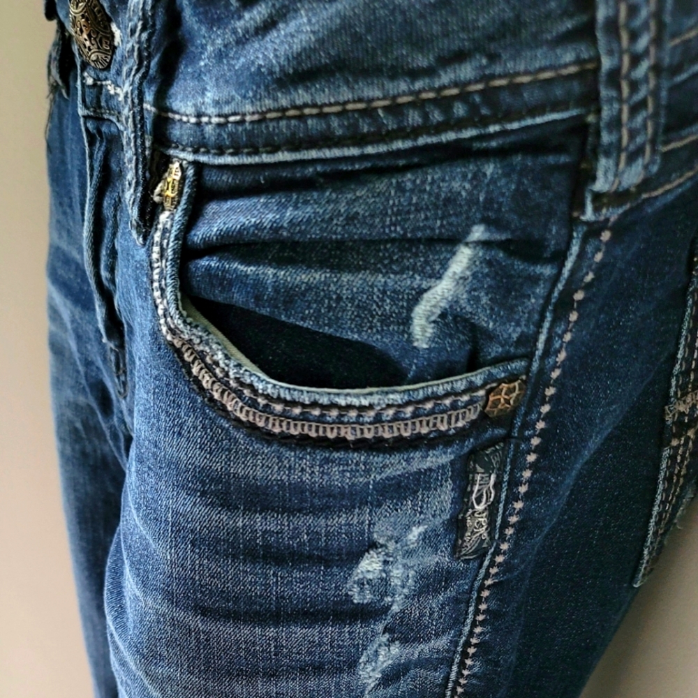 Silver Jeans Suki Mid Straight Distressed Denim Size 30
